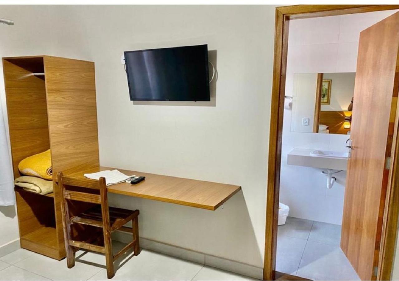 Hotel Avenida Jacarezinho Екстер'єр фото
